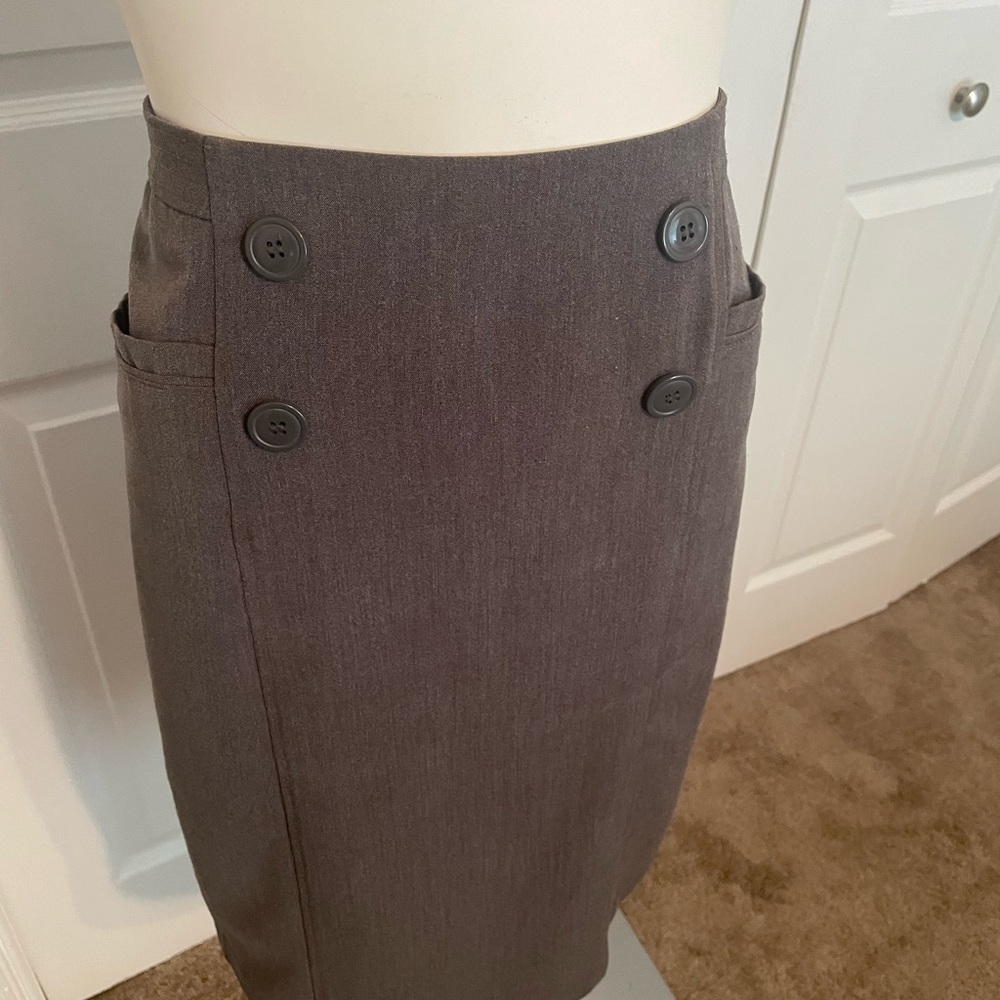 Grey skirt